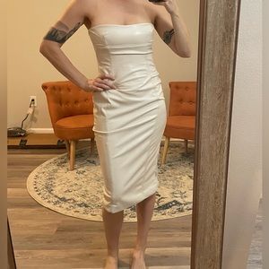 White cream slim fit dress (Nordstrom) strapless leather slit in back